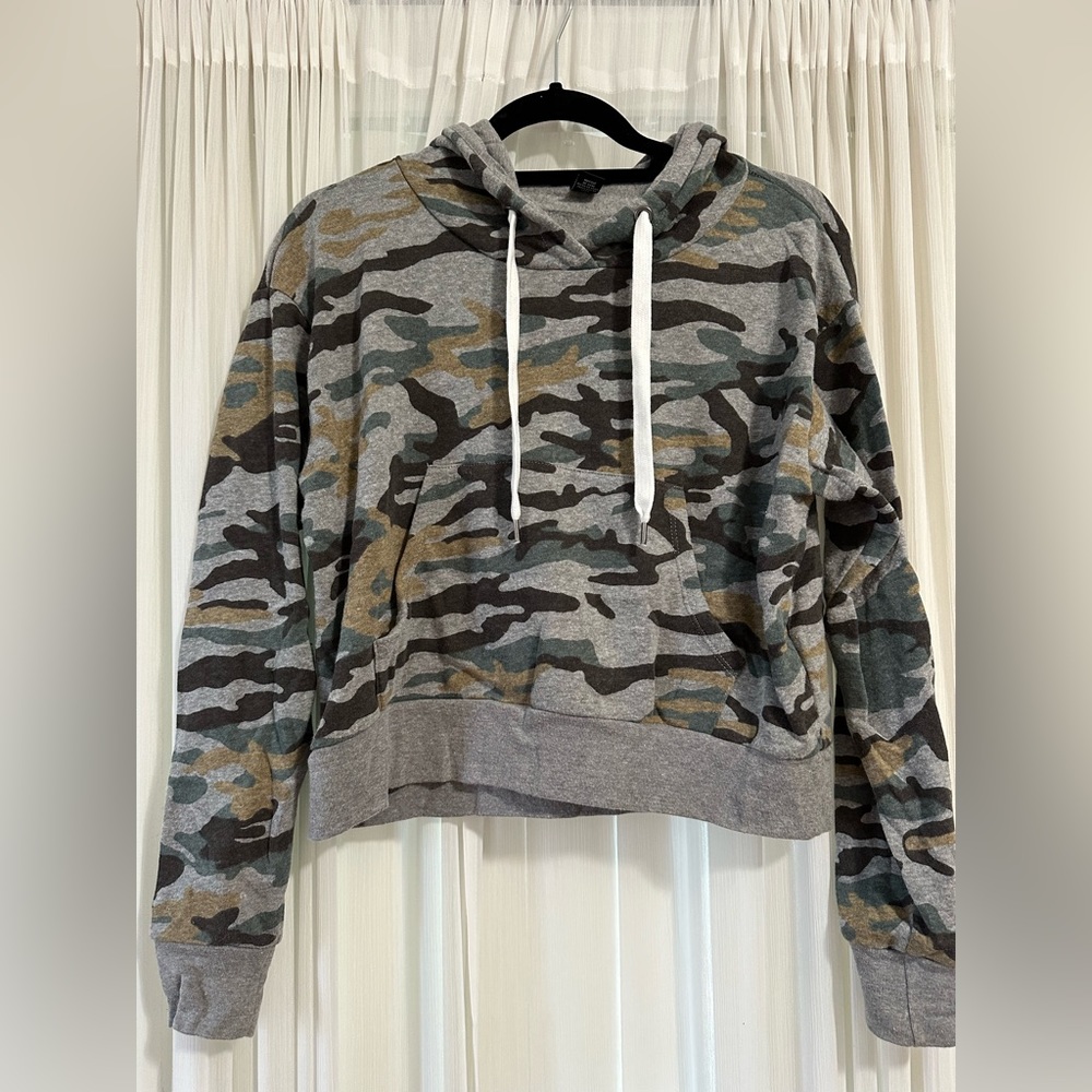 Cameo hoodie